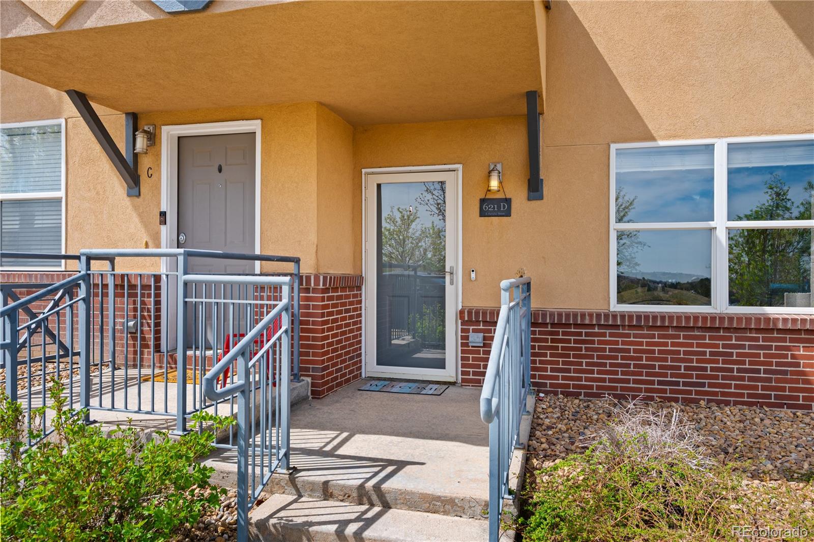 MLS Image #2 for 621 s fairplay street d,aurora, Colorado