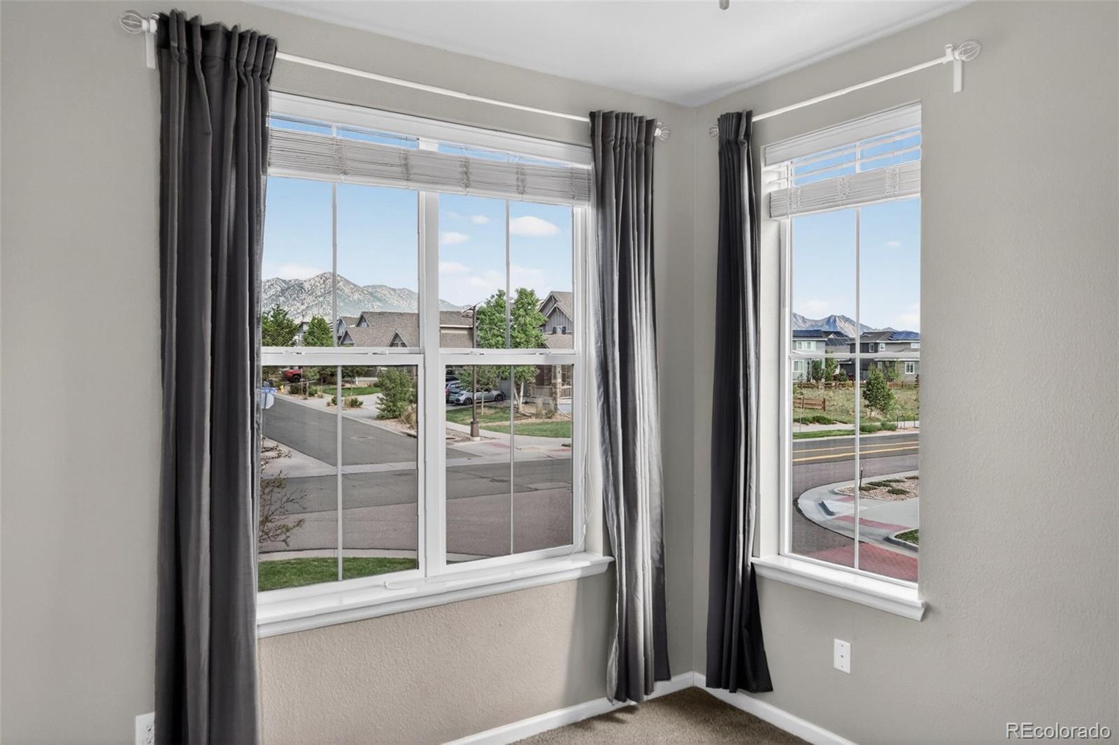 MLS Image #22 for 9251  garnett way,arvada, Colorado