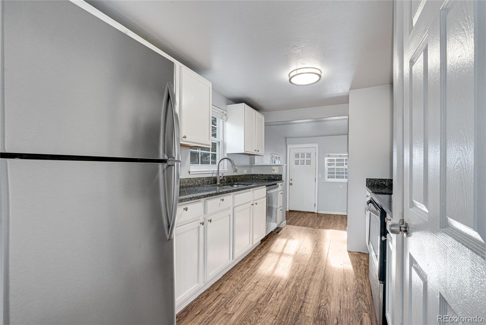 MLS Image #12 for 1301 s wolff street,denver, Colorado