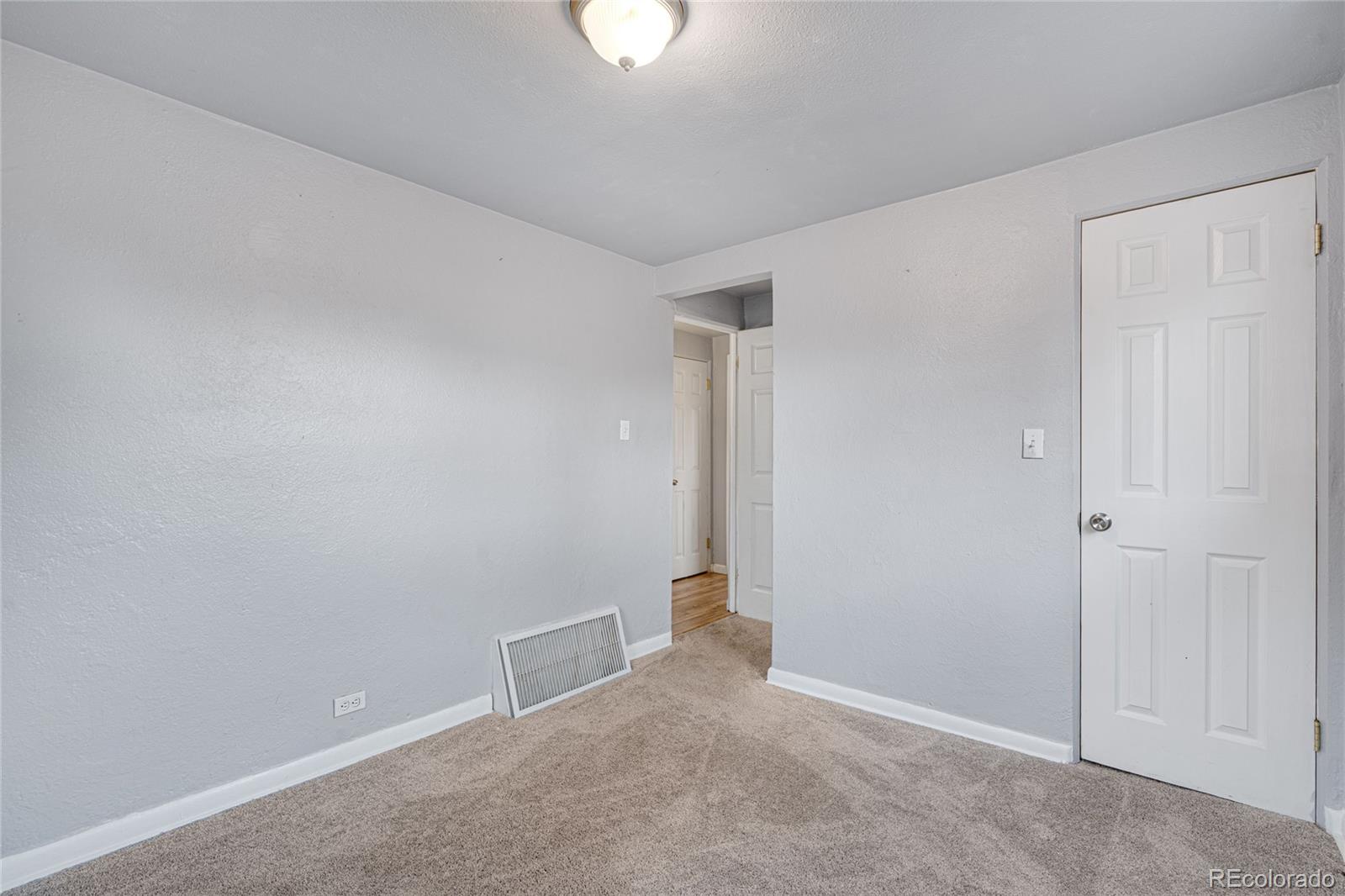MLS Image #23 for 1301 s wolff street,denver, Colorado