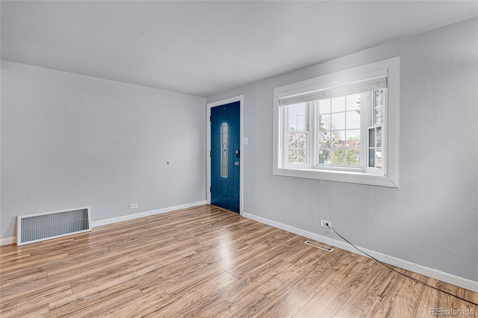 MLS Image #3 for 1301 s wolff street,denver, Colorado