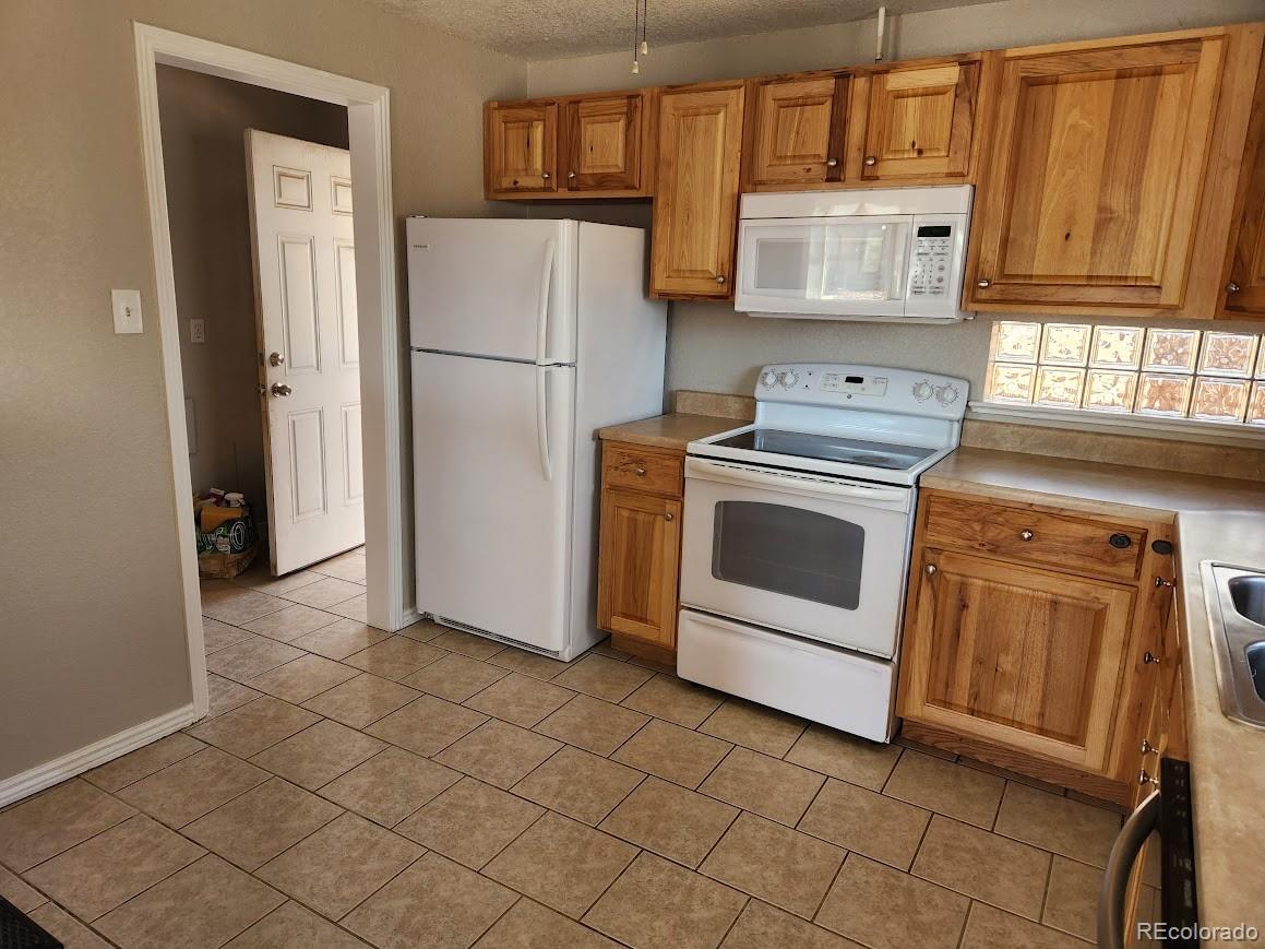 MLS Image #5 for 5455 e 36th avenue,denver, Colorado
