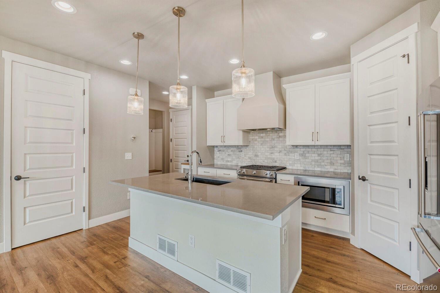 MLS Image #9 for 6850  decatur street,denver, Colorado