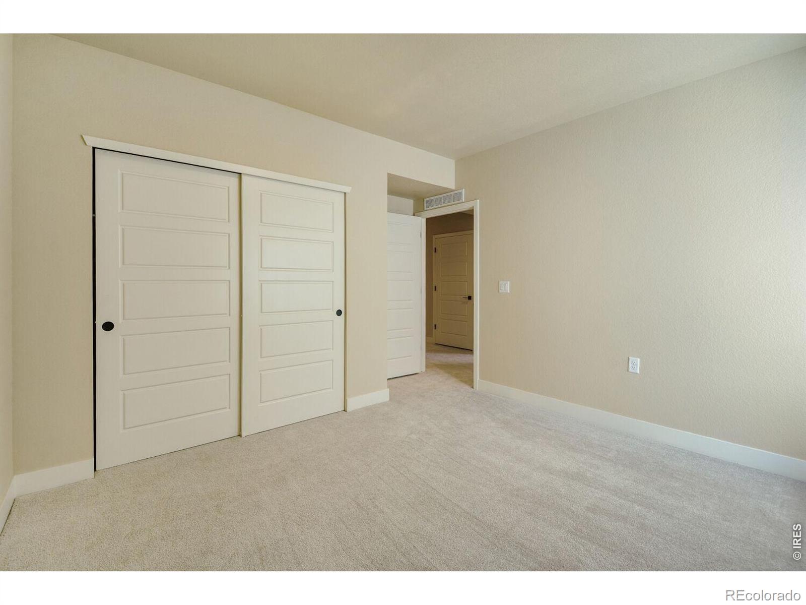 MLS Image #33 for 3016  windward way,fort collins, Colorado