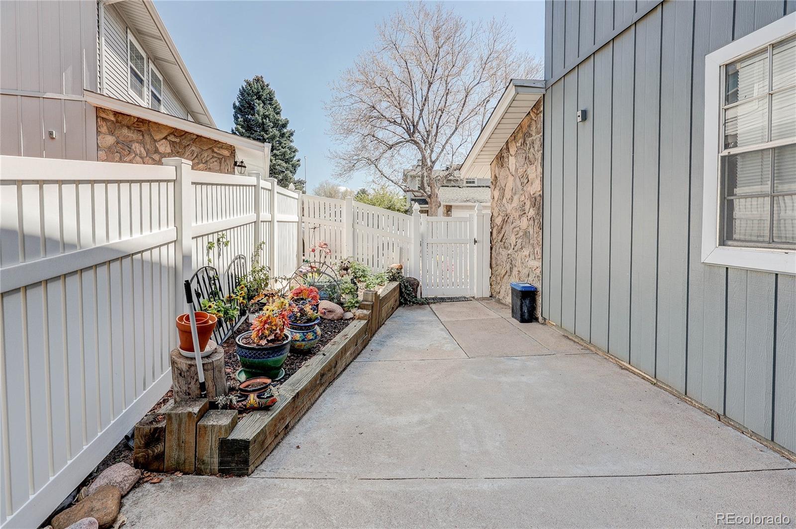 MLS Image #3 for 2738 s xanadu way ,aurora, Colorado
