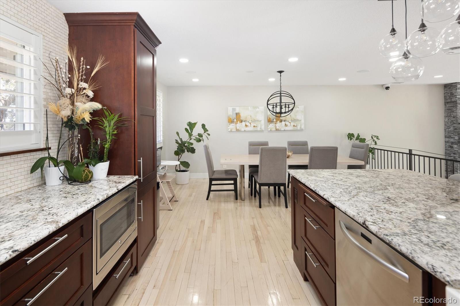 MLS Image #15 for 7301 e jarvis place,denver, Colorado