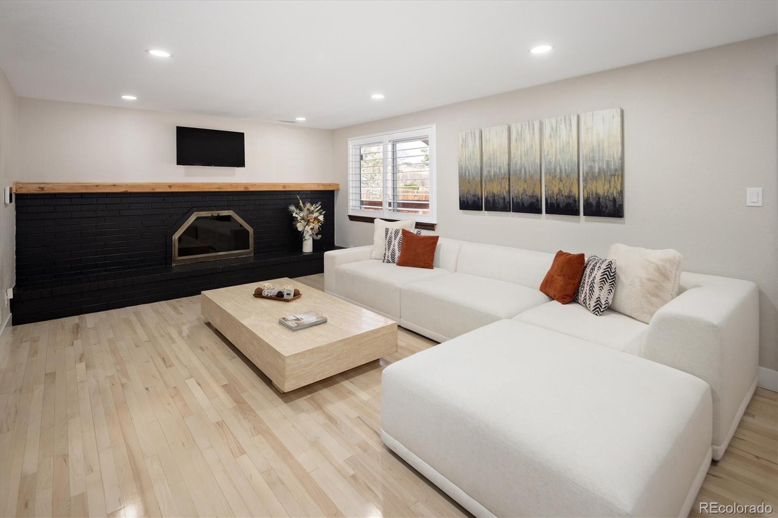 MLS Image #28 for 7301 e jarvis place,denver, Colorado