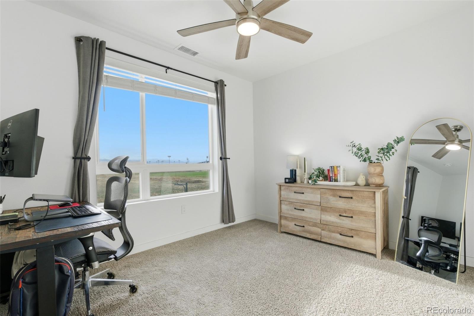 MLS Image #20 for 5702  central park boulevard,denver, Colorado