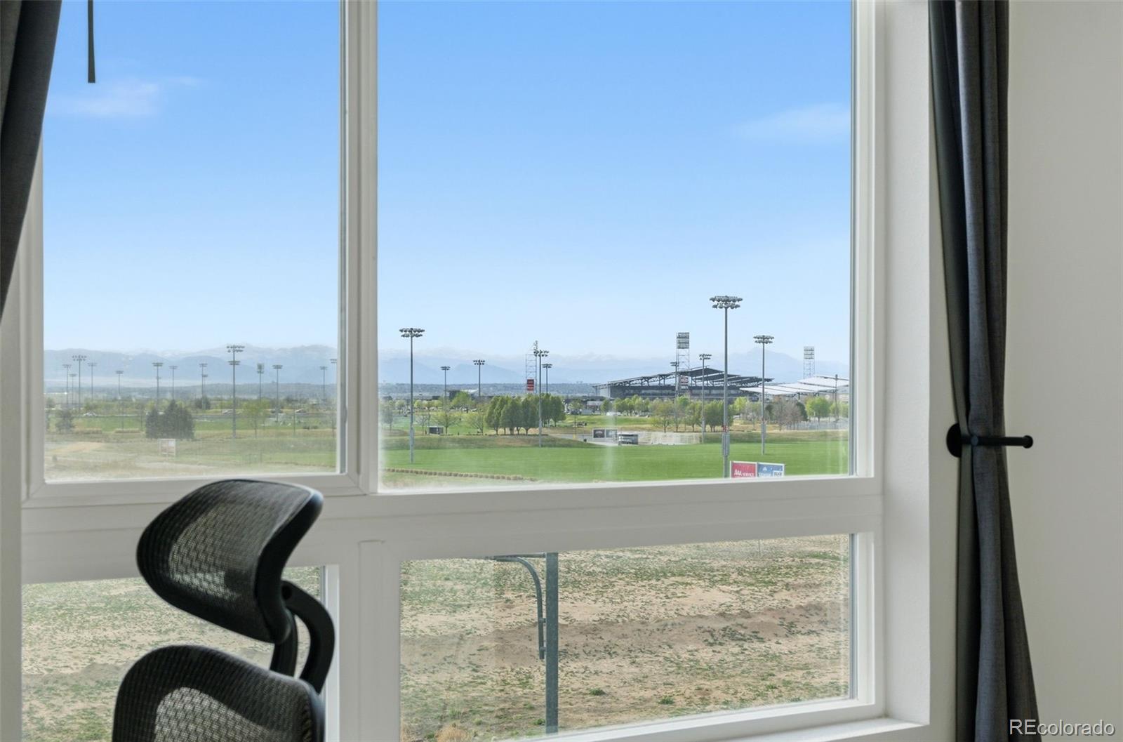 MLS Image #21 for 5702  central park boulevard,denver, Colorado