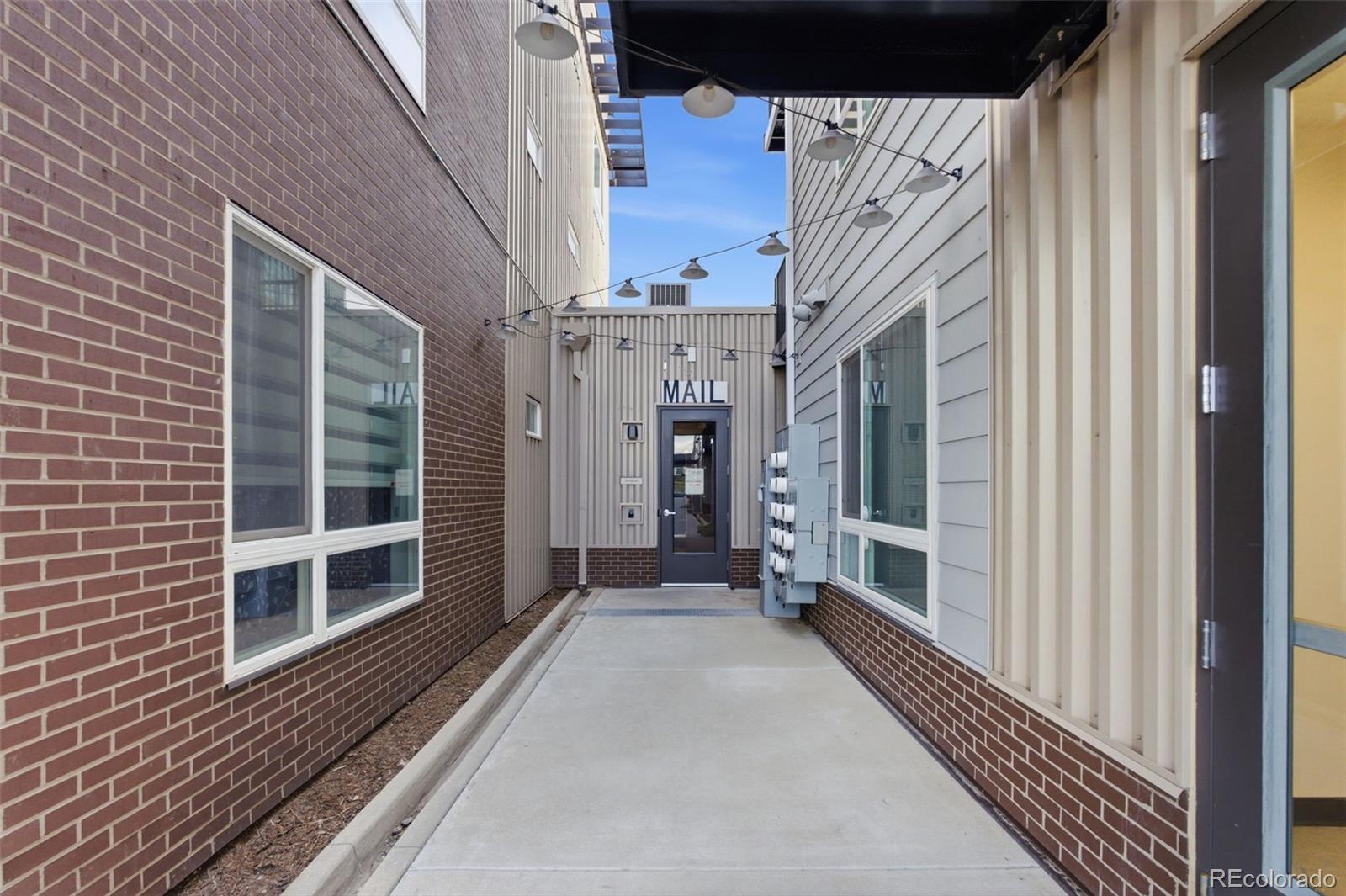 MLS Image #28 for 5702  central park boulevard,denver, Colorado