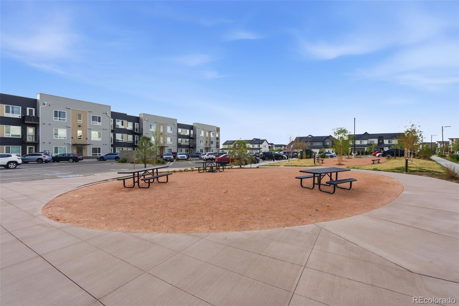MLS Image #41 for 5702  central park boulevard,denver, Colorado