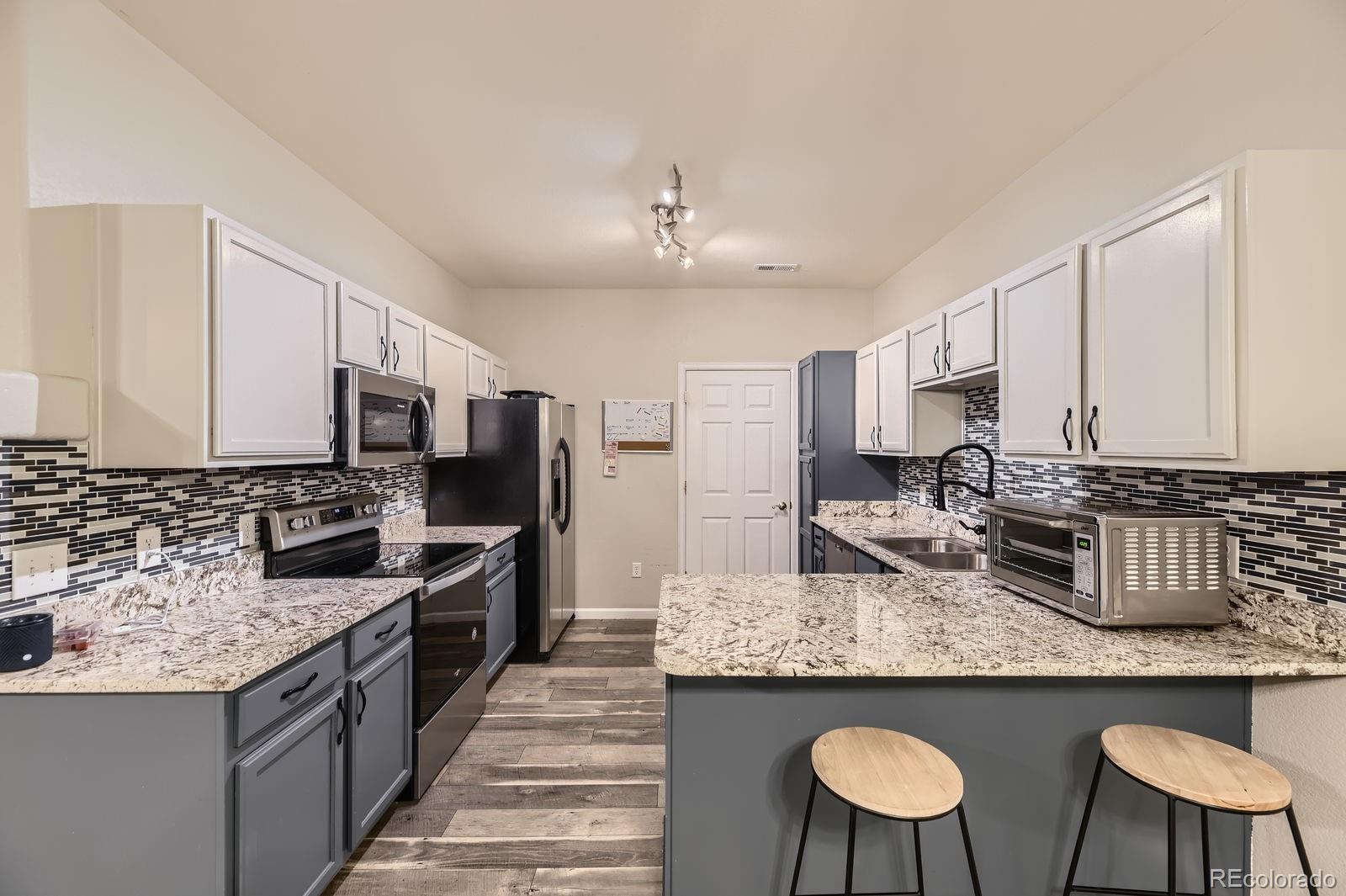 MLS Image #12 for 22520 e ontario drive,aurora, Colorado
