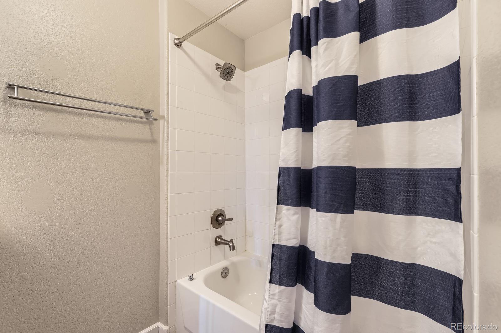 MLS Image #20 for 22520 e ontario drive,aurora, Colorado