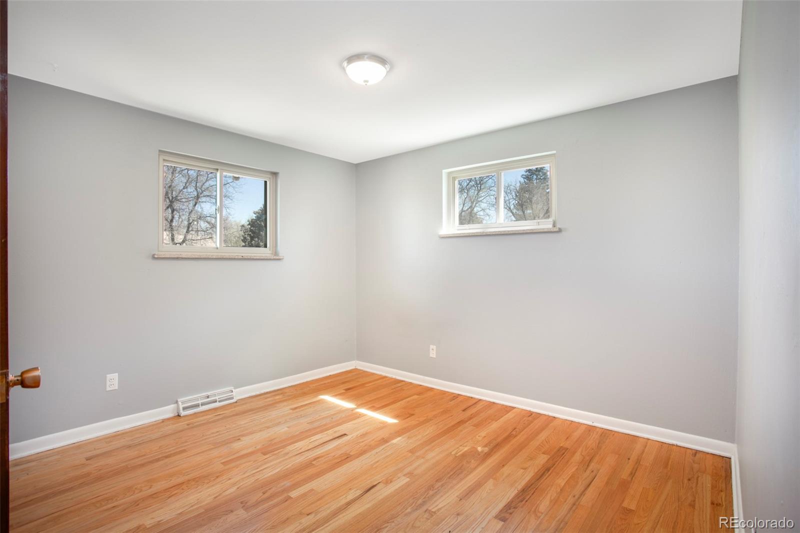 MLS Image #11 for 12434 e alaska avenue,aurora, Colorado
