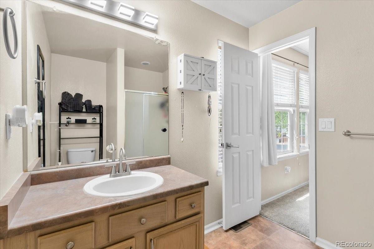 MLS Image #17 for 2118 s truckee street,aurora, Colorado
