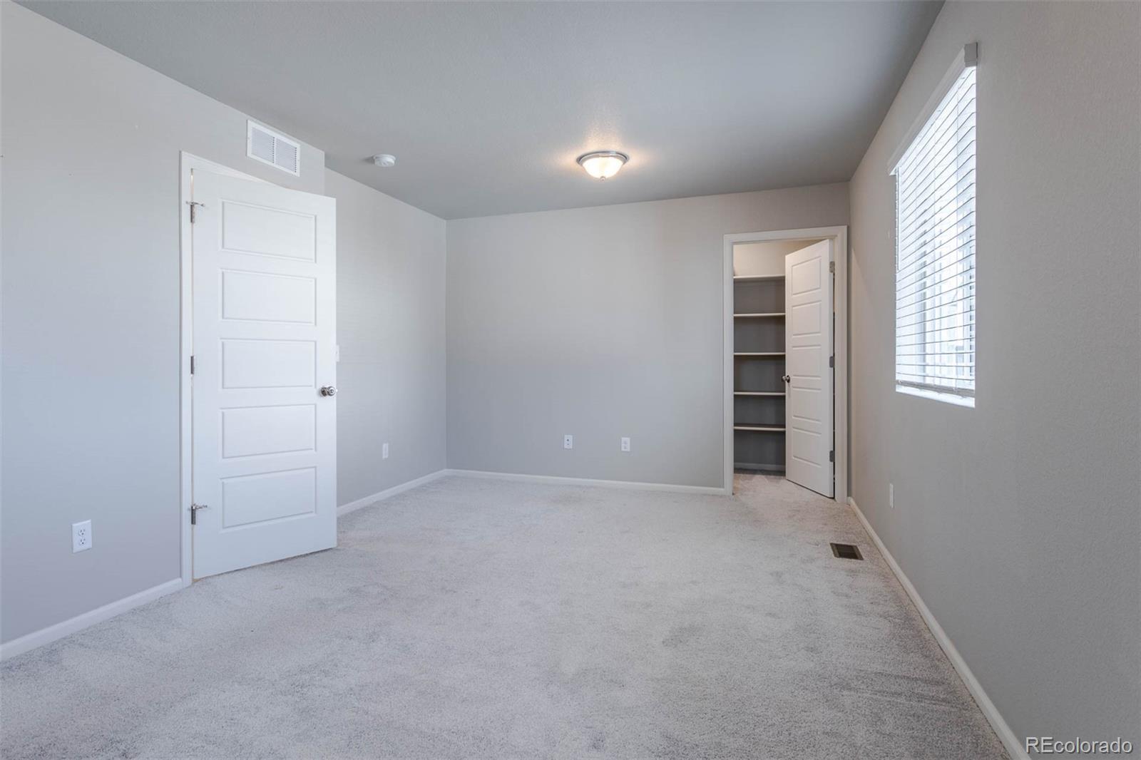 MLS Image #14 for 5132 n waco street,denver, Colorado