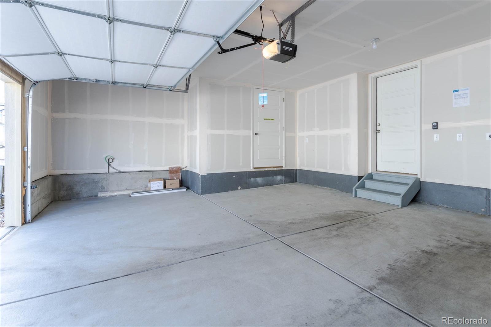MLS Image #22 for 5132 n waco street,denver, Colorado