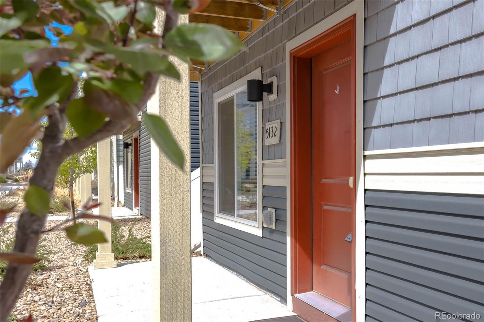 MLS Image #3 for 5132 n waco street,denver, Colorado