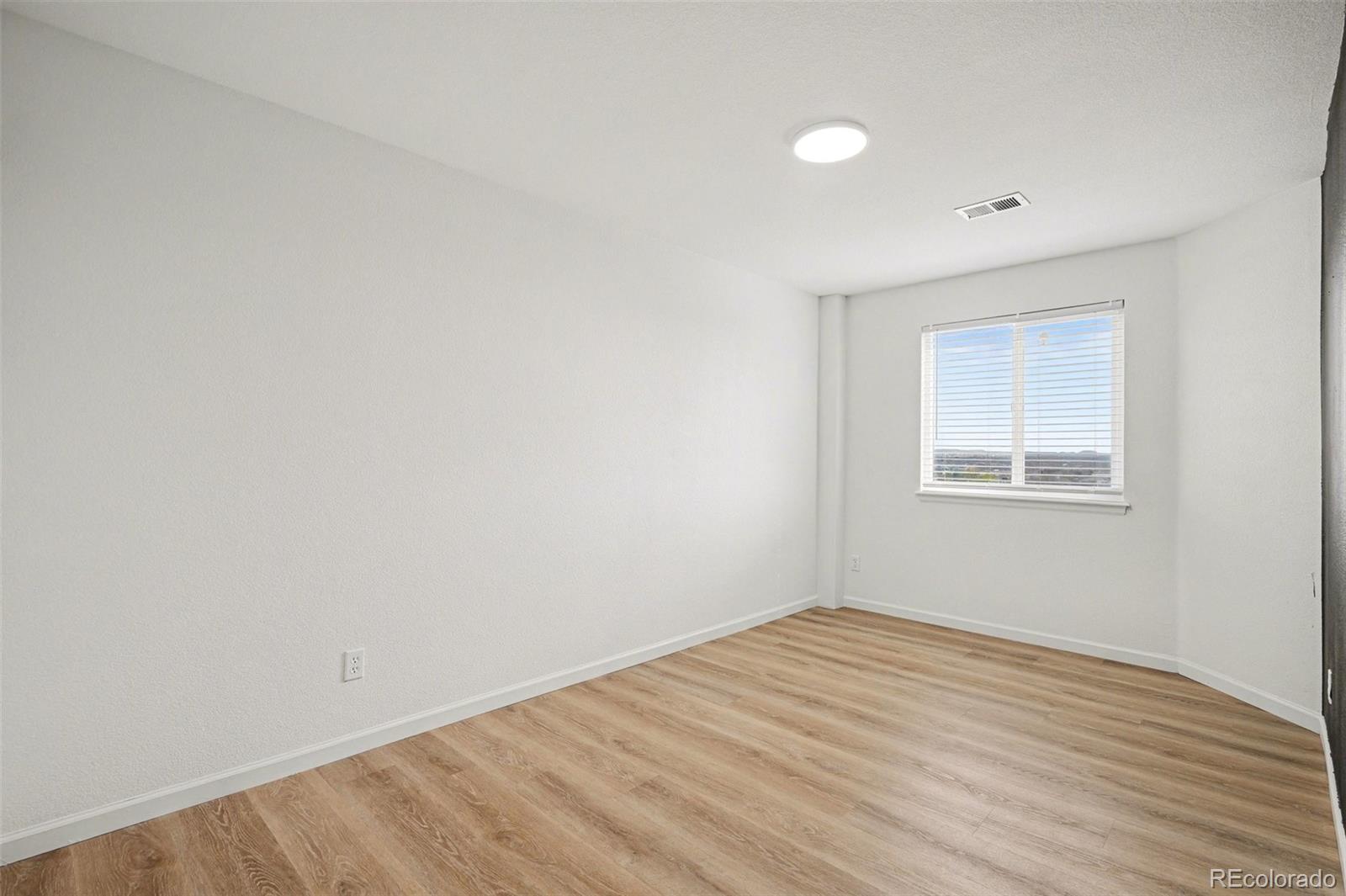 MLS Image #11 for 3200 s federal boulevard,denver, Colorado