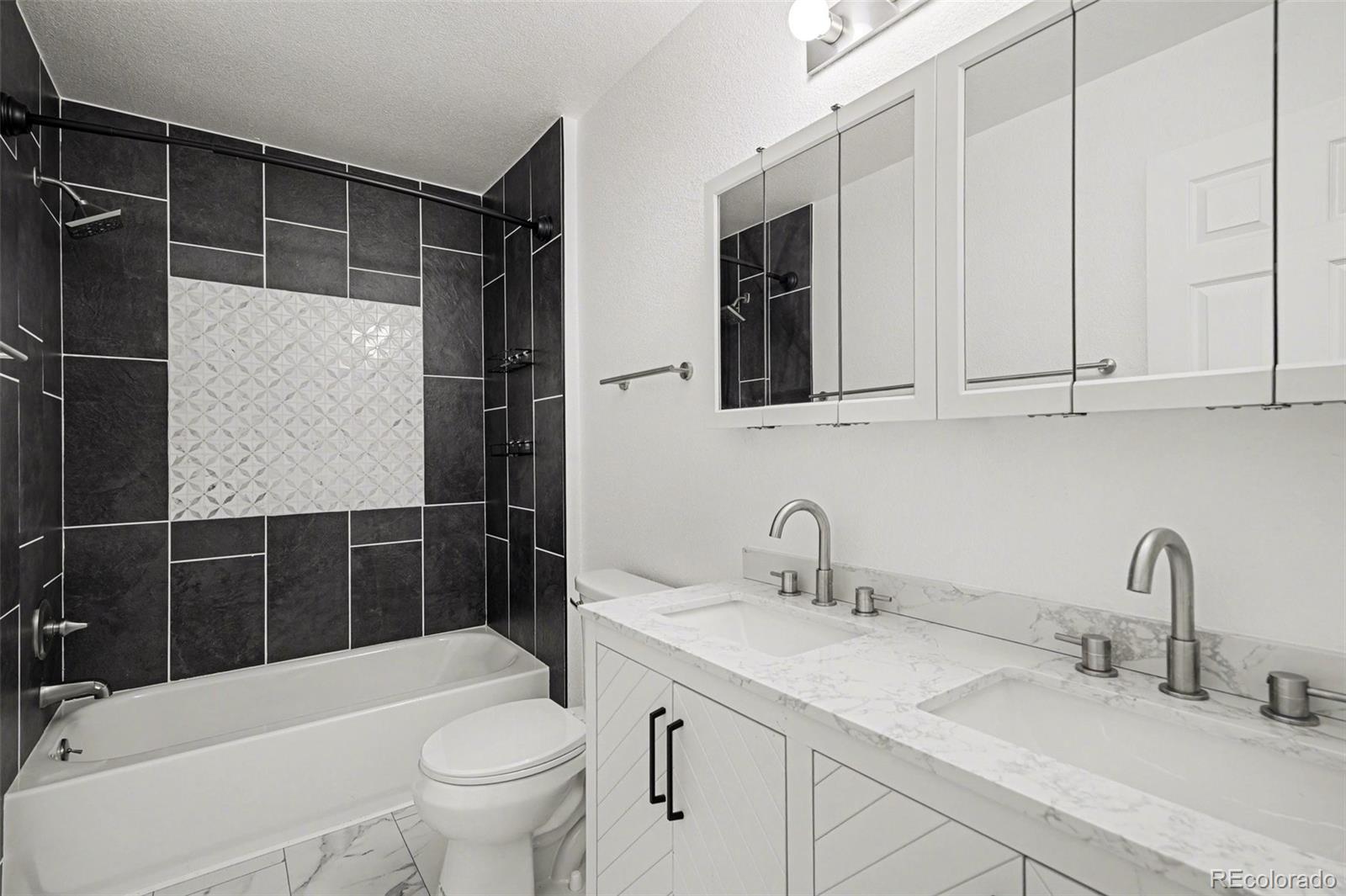 MLS Image #13 for 3200 s federal boulevard,denver, Colorado