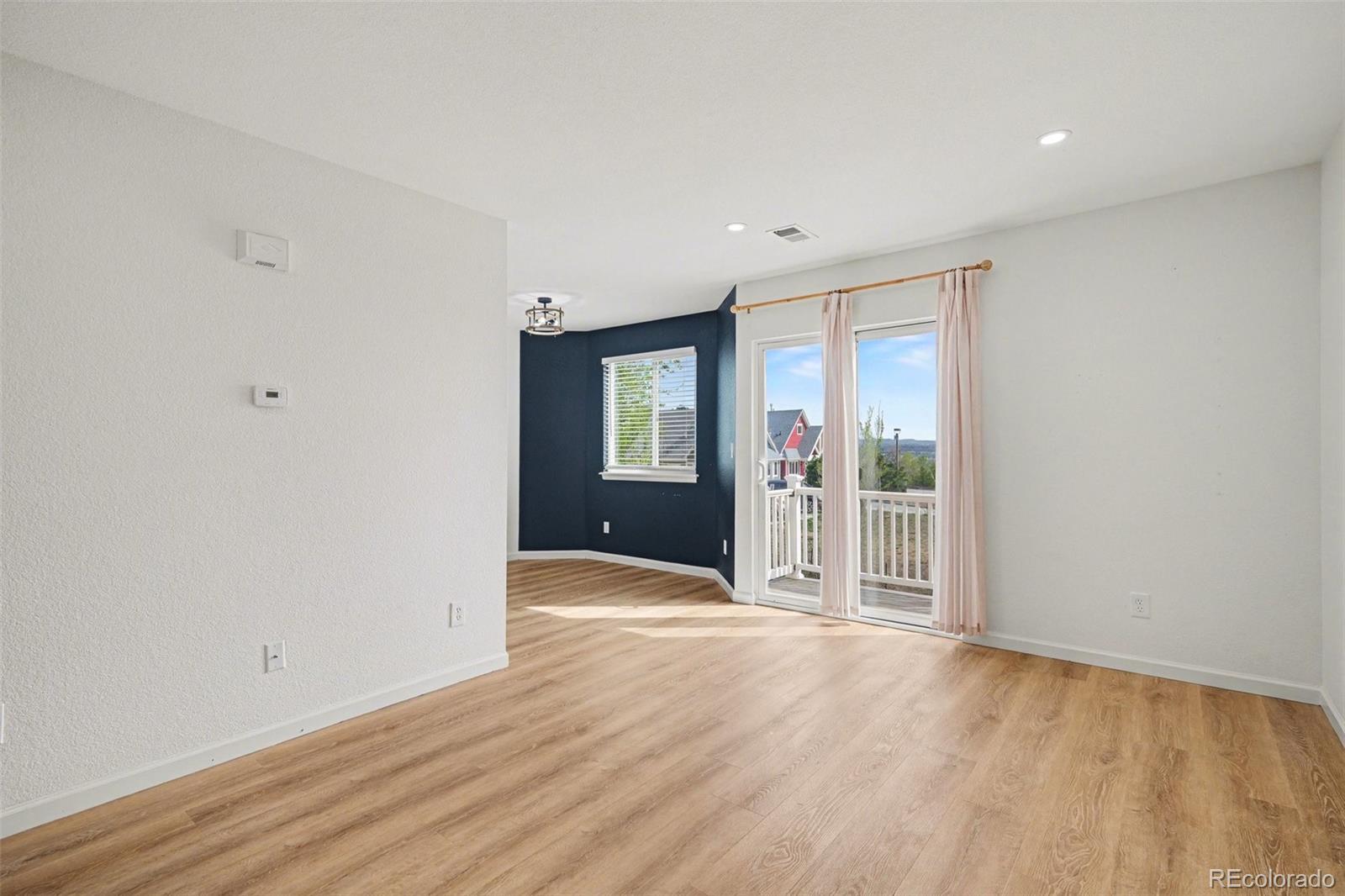 MLS Image #5 for 3200 s federal boulevard,denver, Colorado