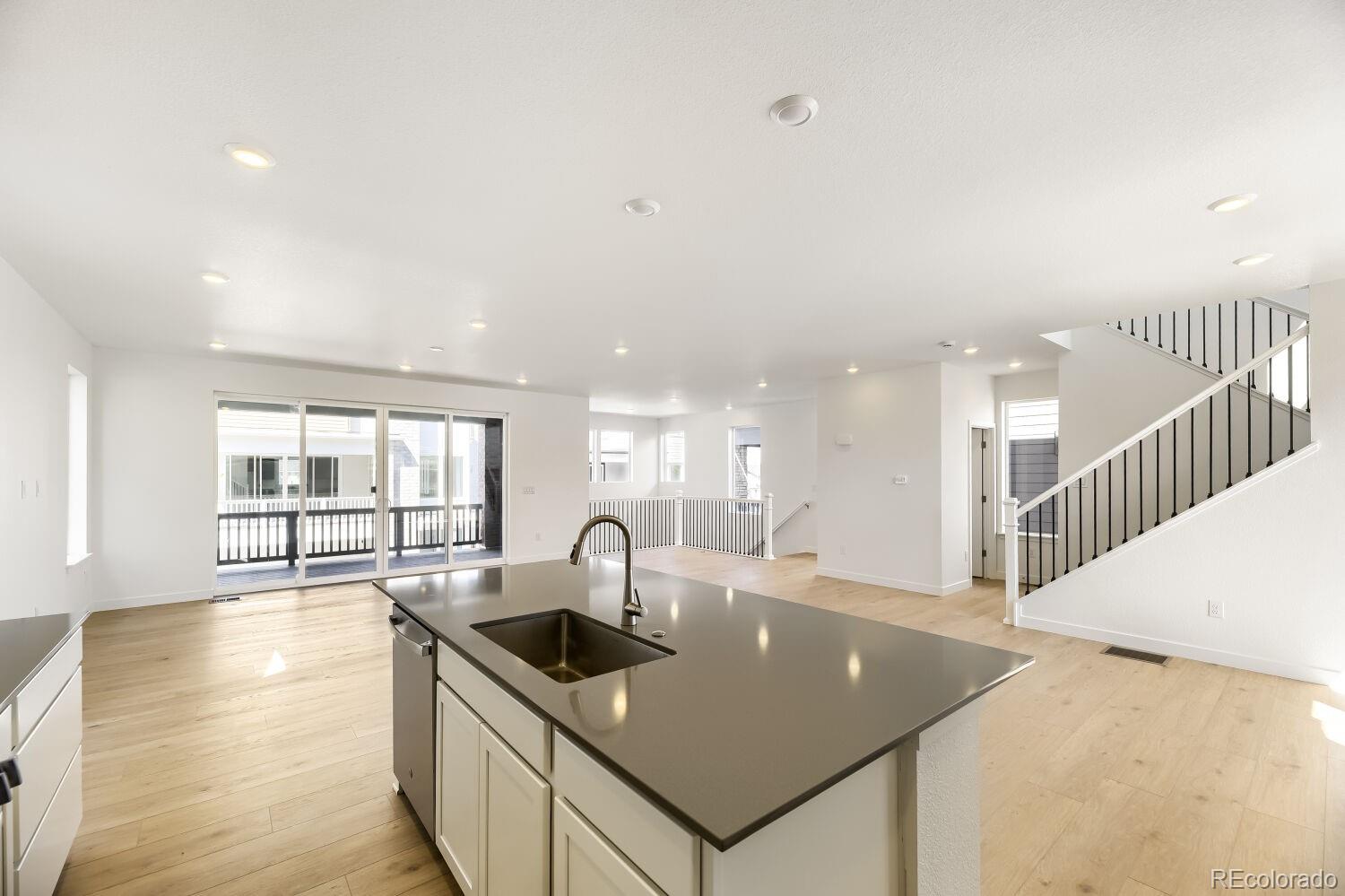 MLS Image #5 for 16793 e kettle avenue,centennial, Colorado
