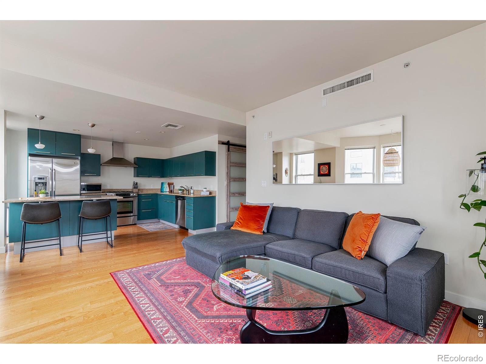 MLS Image #19 for 410  acoma street 321,denver, Colorado