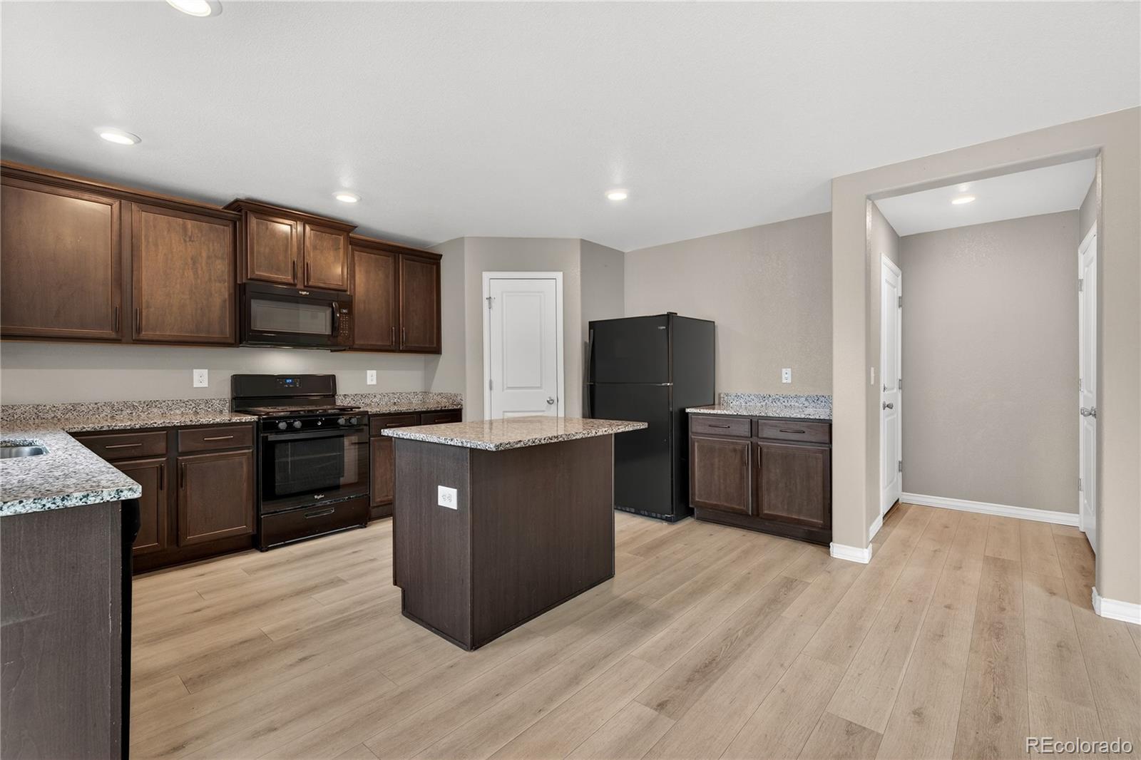 MLS Image #7 for 47308  clover avenue,bennett, Colorado