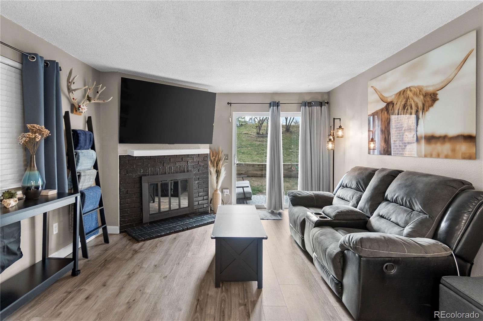 MLS Image #11 for 14500 e 2nd avenue,aurora, Colorado