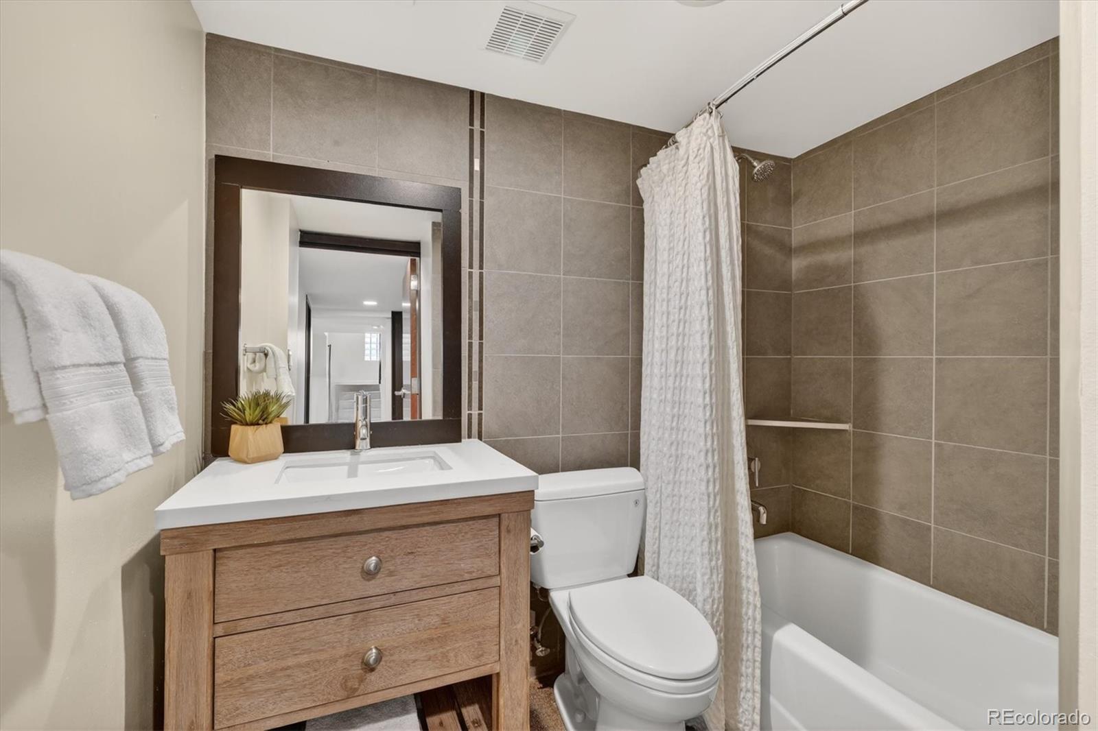MLS Image #21 for 1101 s elizabeth street,denver, Colorado