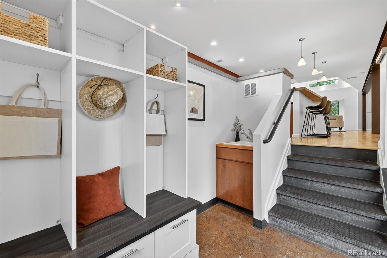 MLS Image #23 for 1101 s elizabeth street,denver, Colorado