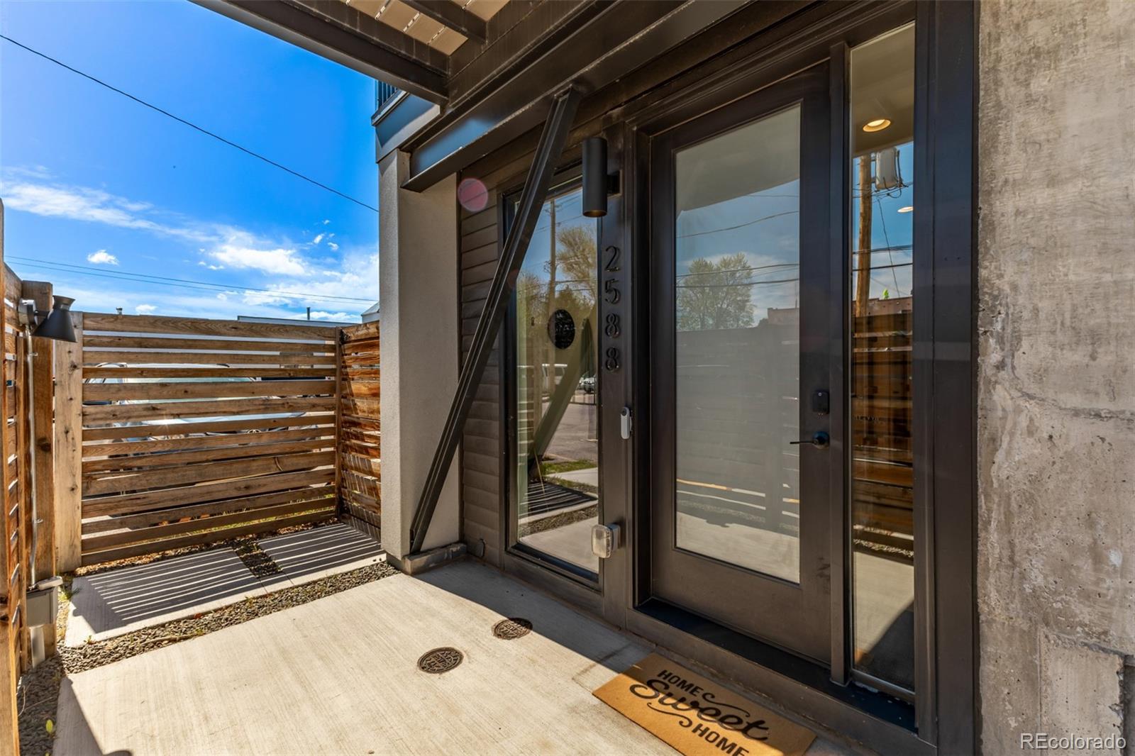 MLS Image #23 for 2588 s broadway ,denver, Colorado