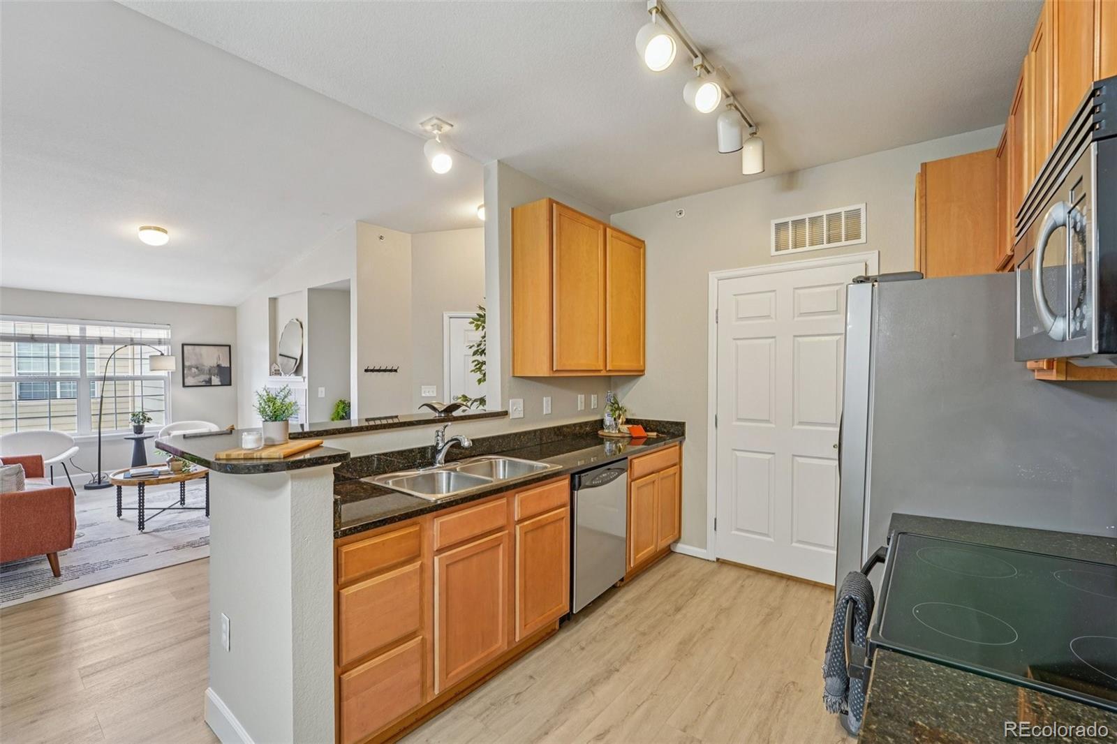 MLS Image #8 for 9180  rolling way,parker, Colorado