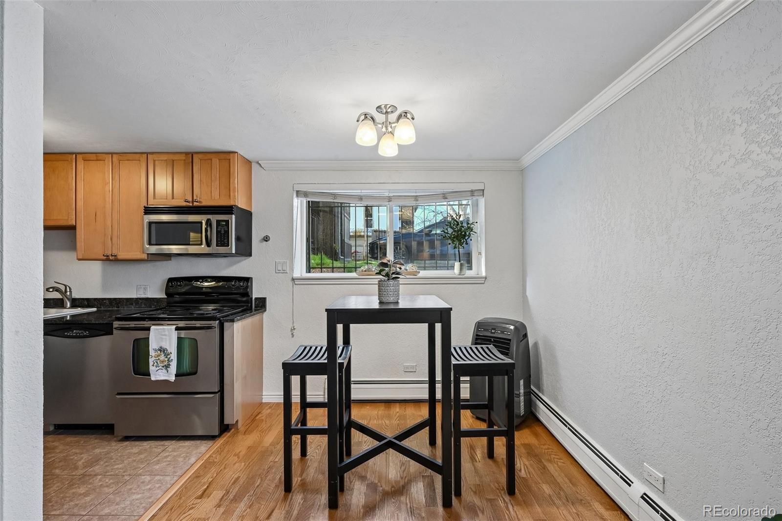 MLS Image #10 for 1151 n marion street,denver, Colorado