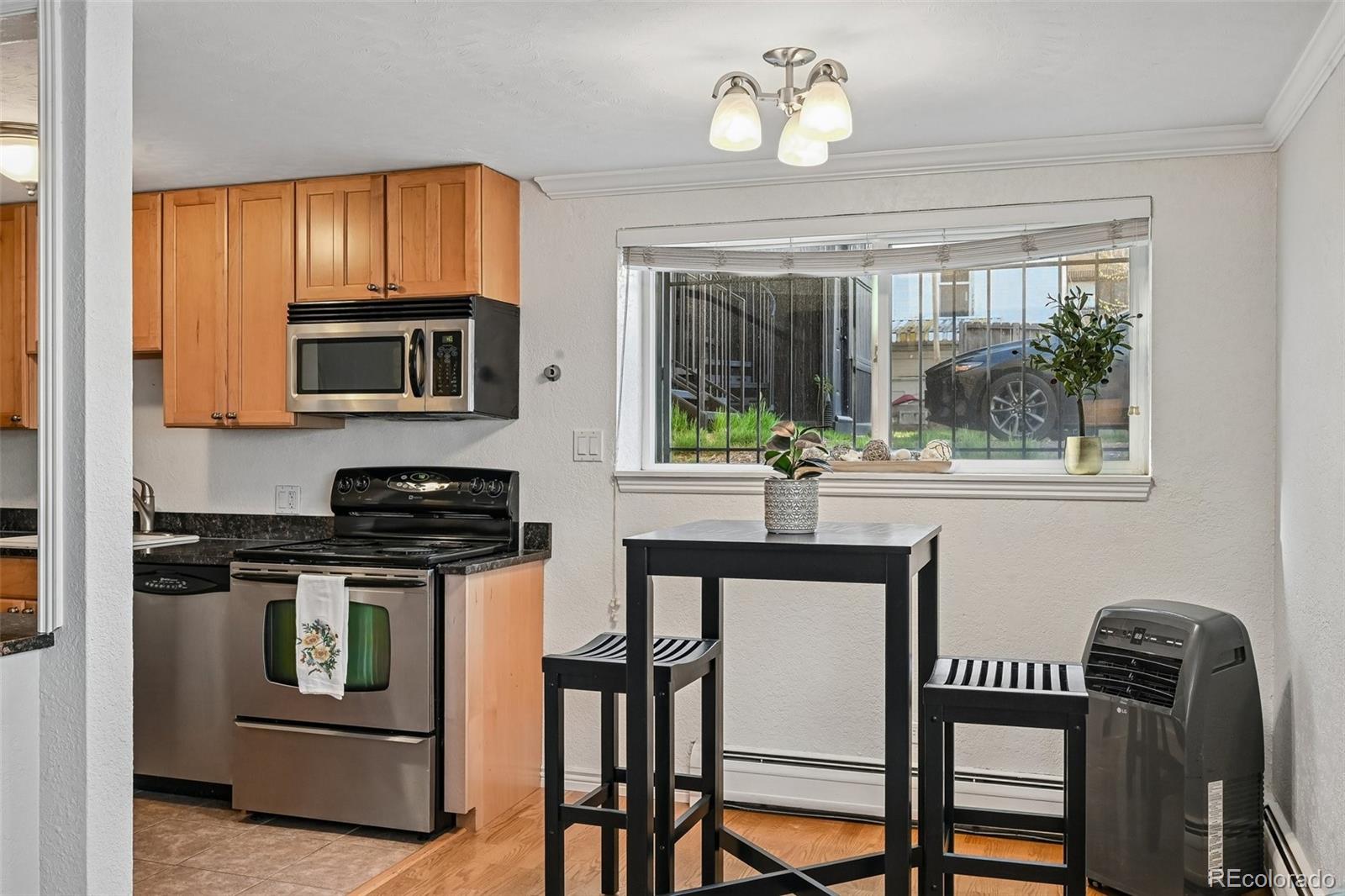 MLS Image #14 for 1151 n marion street,denver, Colorado