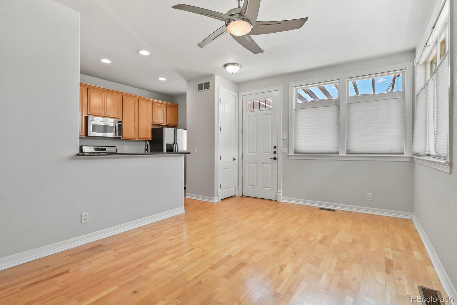 MLS Image #7 for 2325  decatur street,denver, Colorado