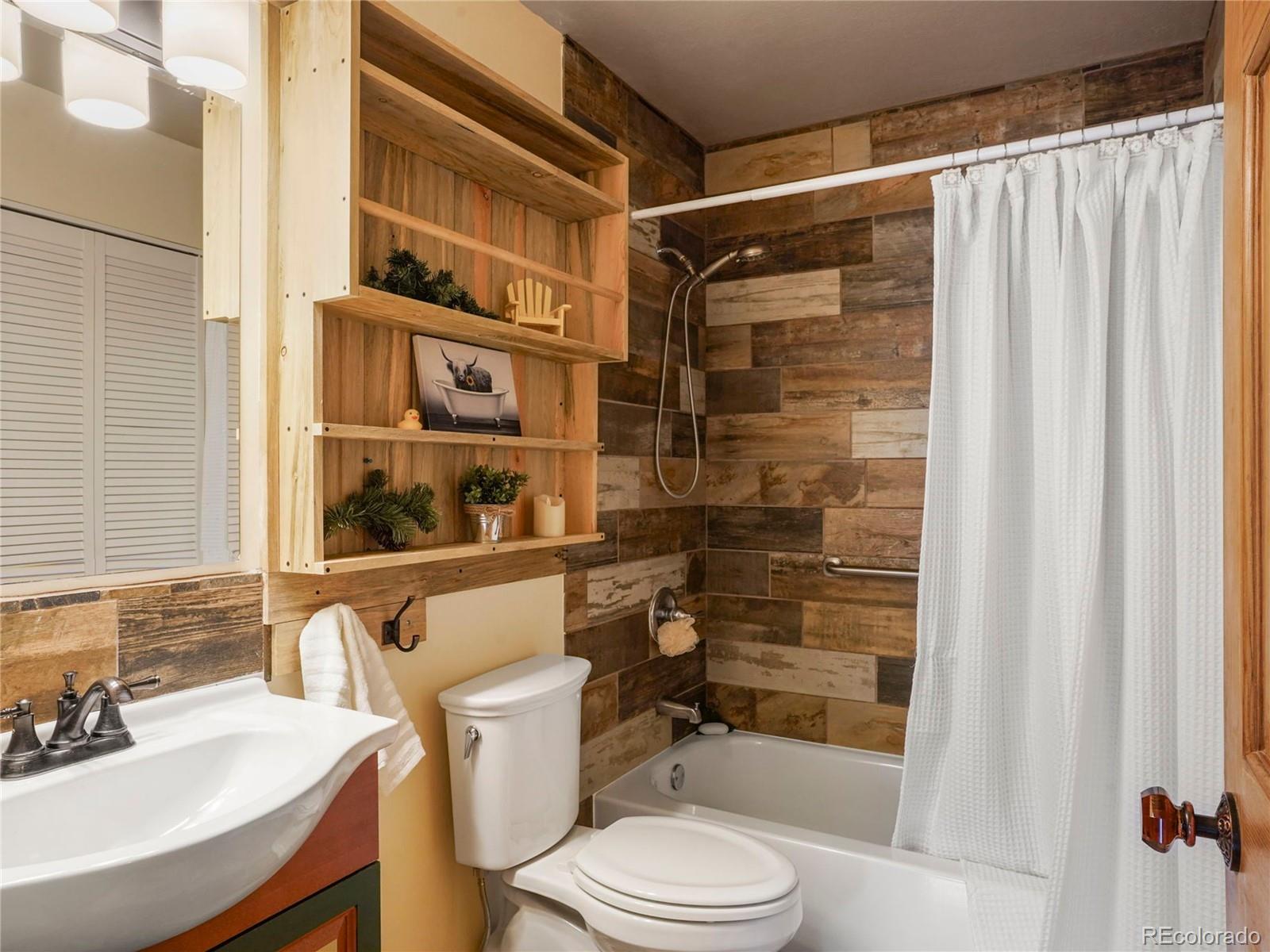 MLS Image #20 for 645  winding hills road,monument, Colorado