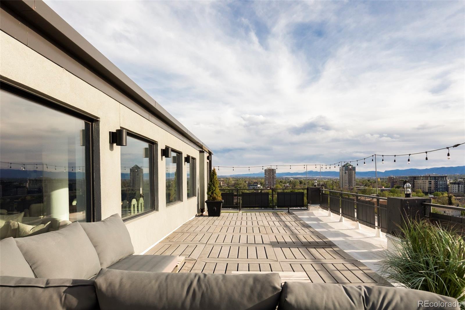 MLS Image #26 for 669 n washington street 901,denver, Colorado
