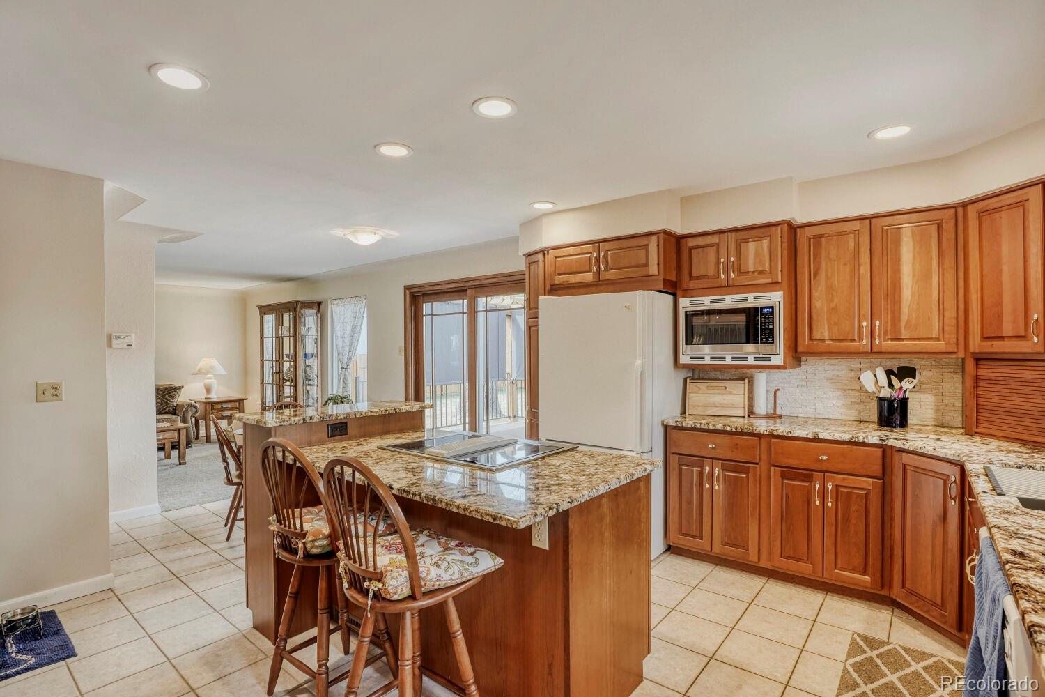 MLS Image #11 for 1395  forest street,denver, Colorado