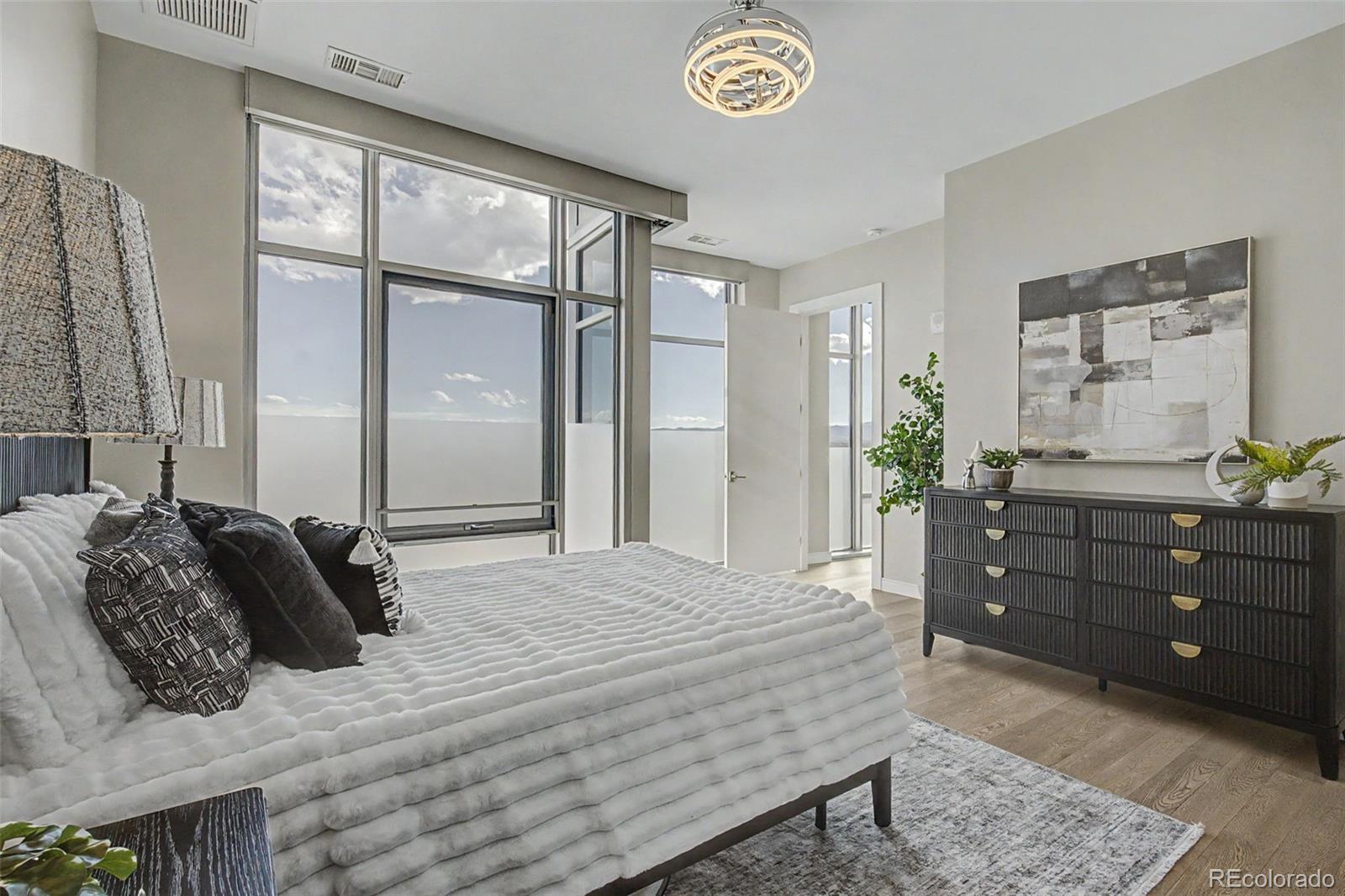 MLS Image #16 for 4200 w 17th avenue,denver, Colorado