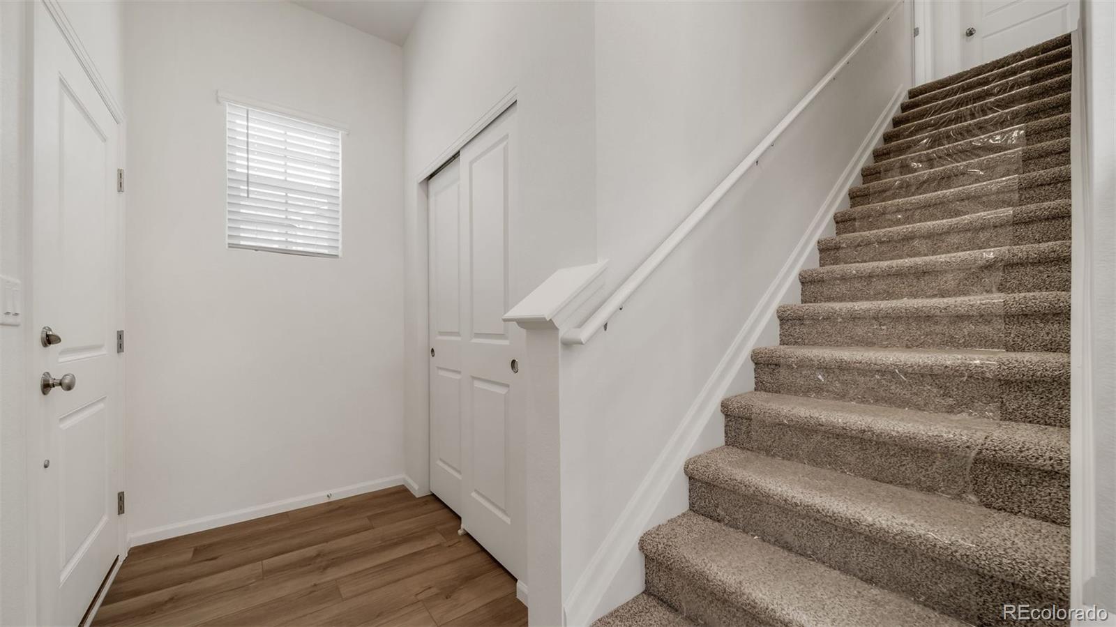 MLS Image #10 for 10141  revere court,commerce city, Colorado