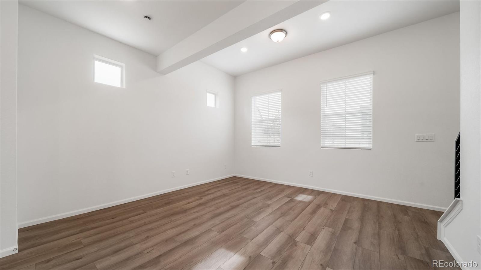 MLS Image #16 for 10141  revere court,commerce city, Colorado