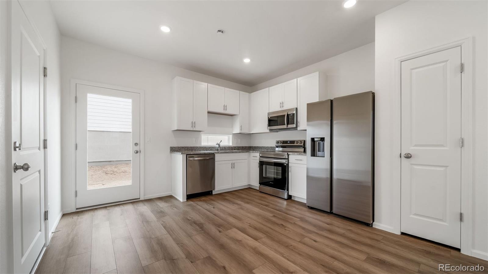 MLS Image #4 for 10141  revere court,commerce city, Colorado