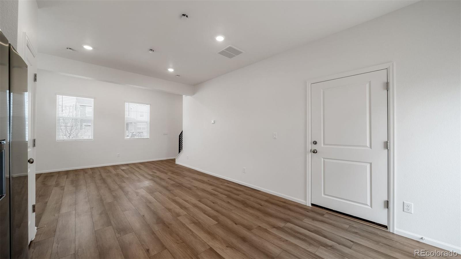 MLS Image #6 for 10141  revere court,commerce city, Colorado