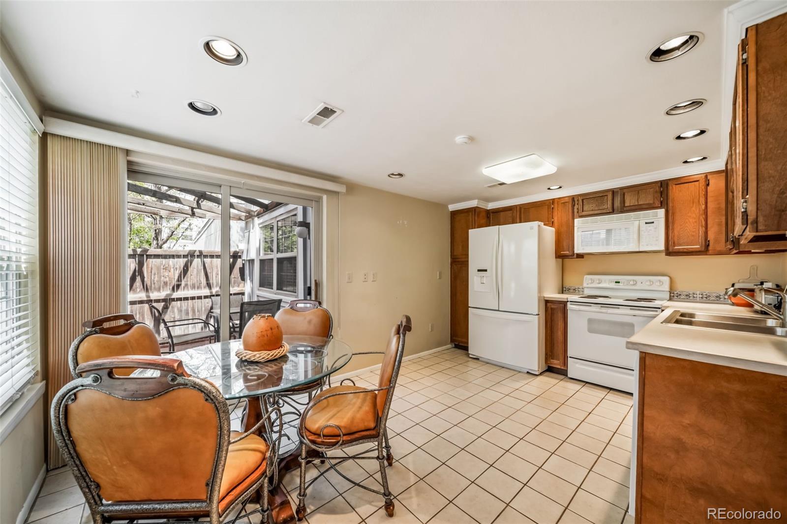 MLS Image #12 for 7069 s knolls way ,centennial, Colorado