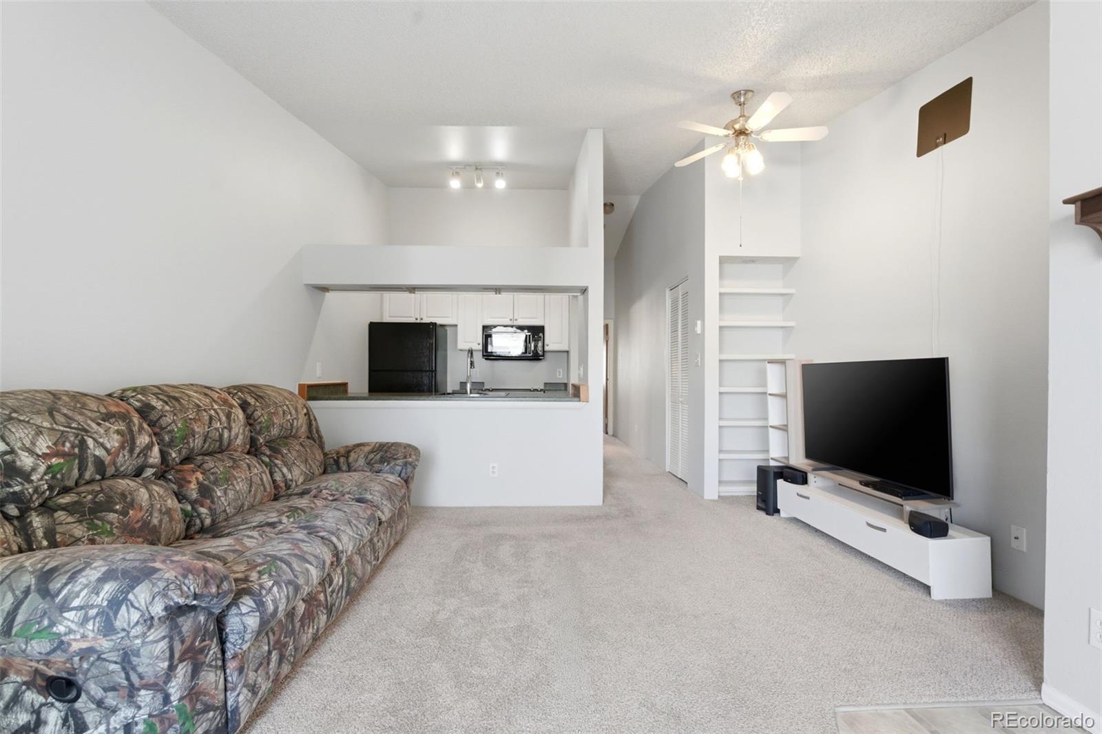 MLS Image #2 for 532  oakwood drive,castle rock, Colorado