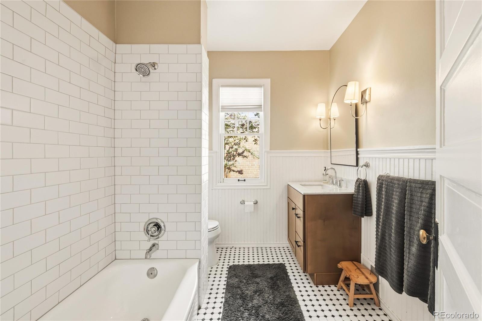 MLS Image #14 for 1735  albion street,denver, Colorado
