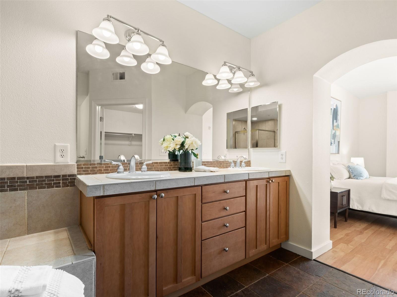 MLS Image #16 for 1705  gaylord street,denver, Colorado