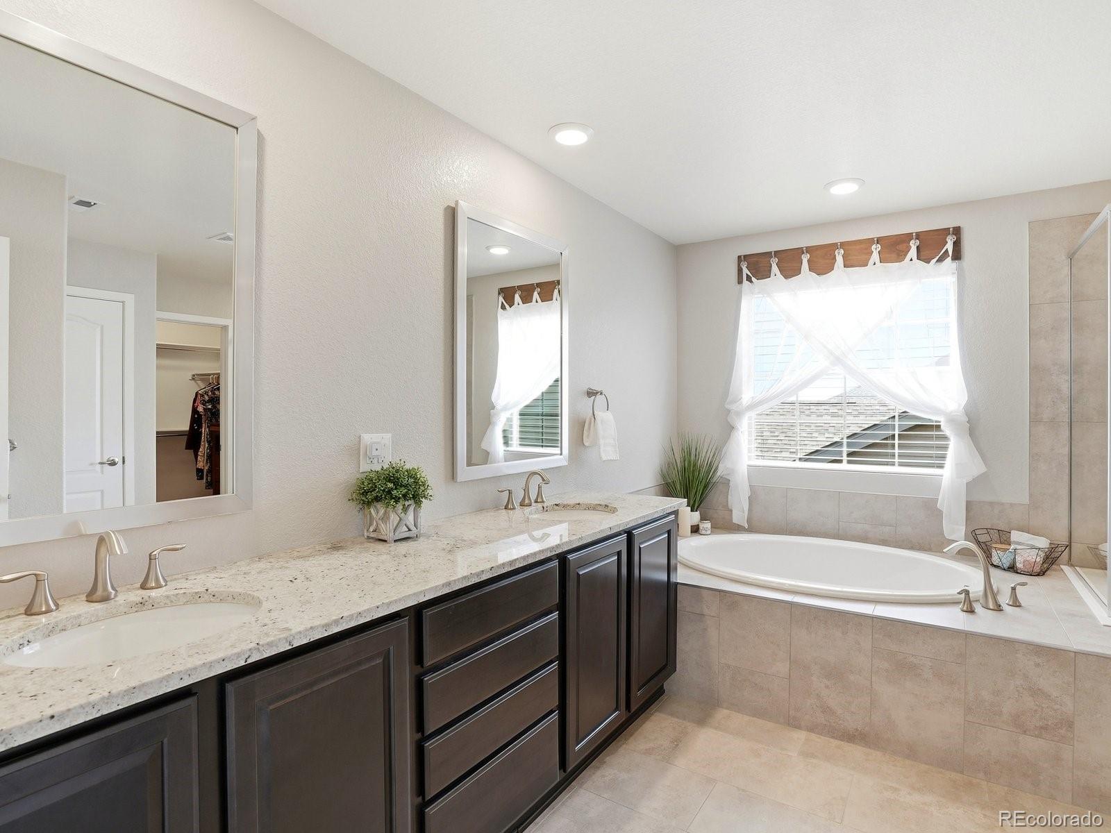 MLS Image #19 for 8275  arapahoe peak street,littleton, Colorado