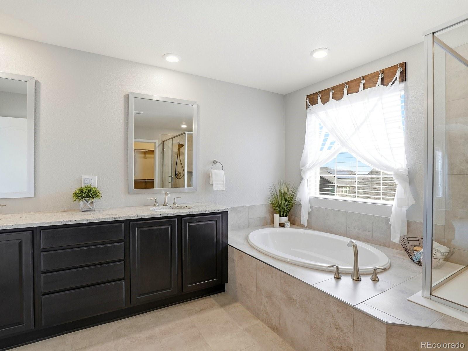 MLS Image #20 for 8275  arapahoe peak street,littleton, Colorado